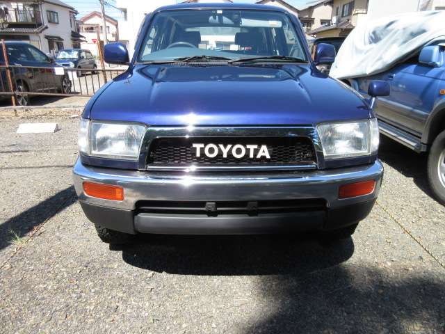 Toyota Hilux Surf 7