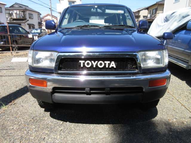 Toyota Hilux Surf 8