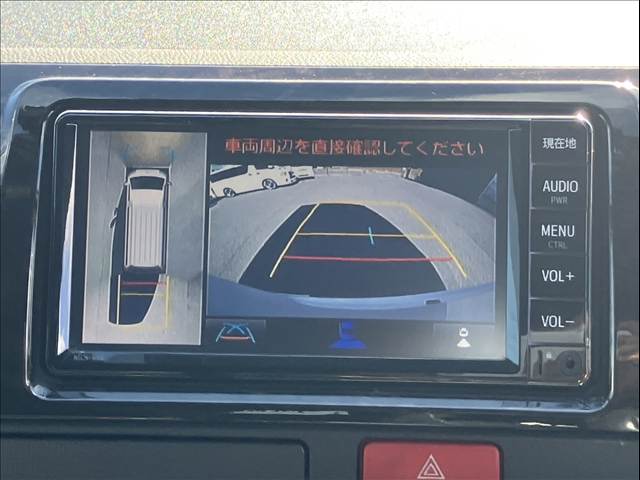 Toyota Hiace Van 3