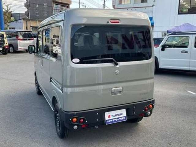 Suzuki Every 7