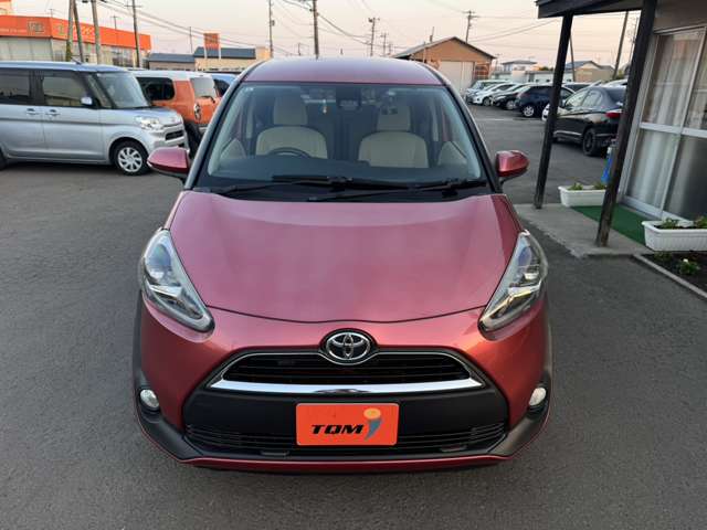Toyota Sienta 6