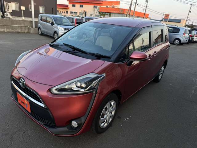 Toyota Sienta 7