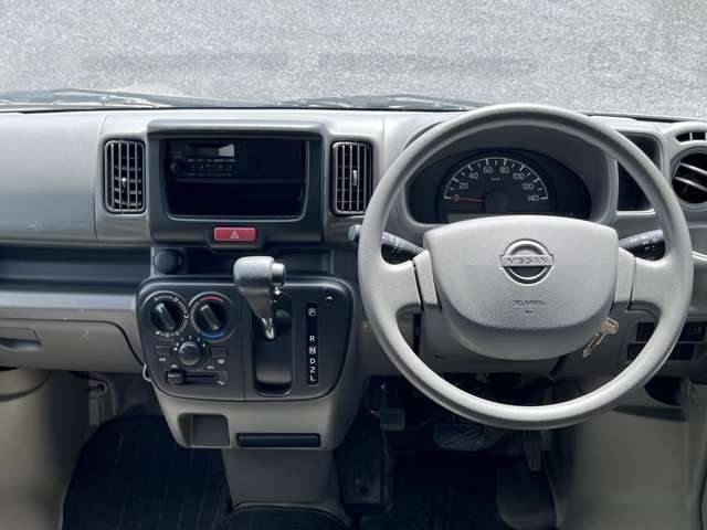 Nissan NV100 Clipper 7