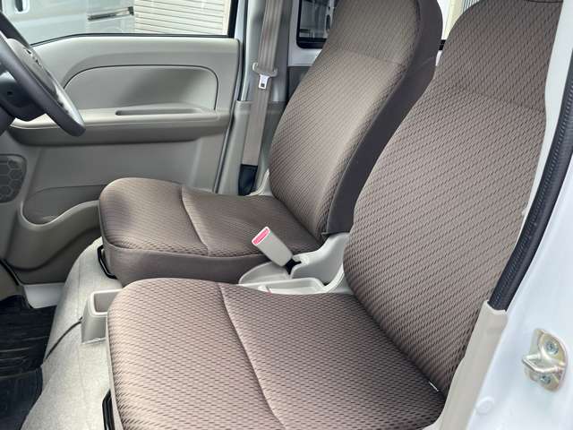 Nissan NV100 Clipper 9