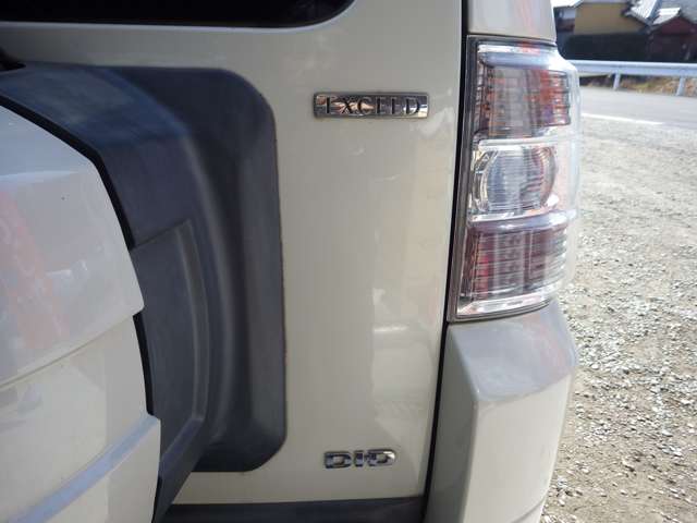 Mitsubishi Pajero 11