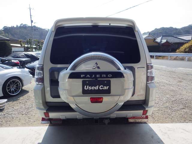 Mitsubishi Pajero 4