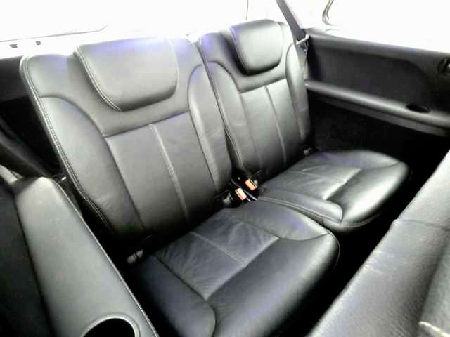 Mercedes-Benz GL-Class 8