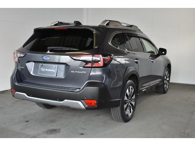 Subaru Legacy Outback 11