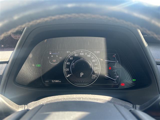 Lexus UX 4