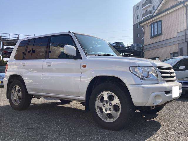 Mitsubishi Pajero iO 3