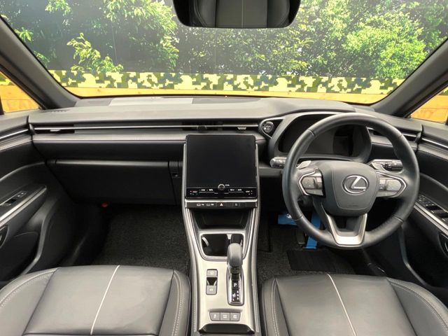 Lexus LBX 2