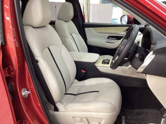 Mazda CX-60 8