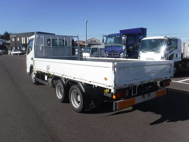 Mitsubishi Fuso Canter 6
