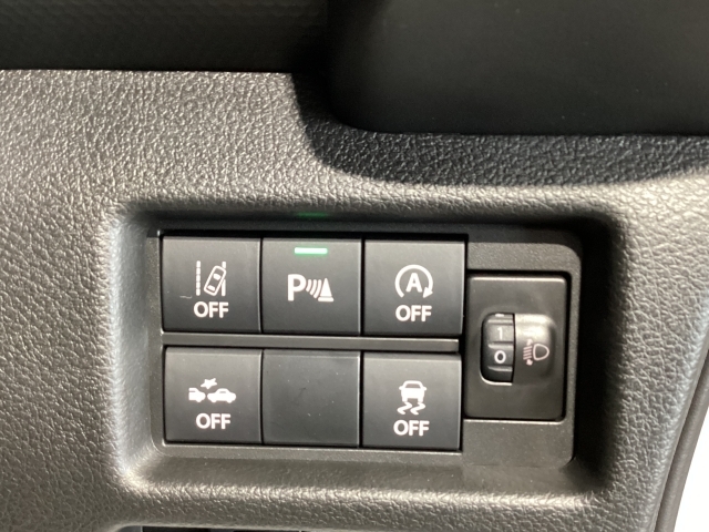 Mazda Flair Crossover 8