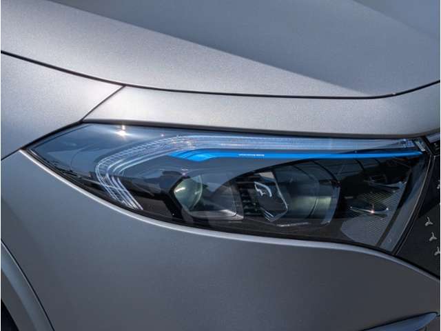 Mercedes-Benz EQA 8