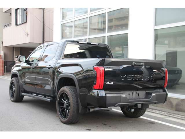 Toyota Tundra 3