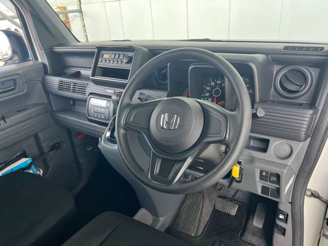 Honda N-VAN 11