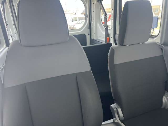 Honda N-VAN 12