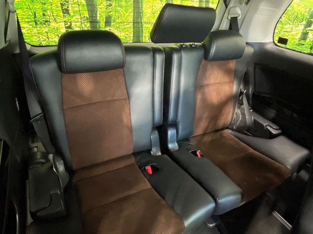 Toyota Alphard 10