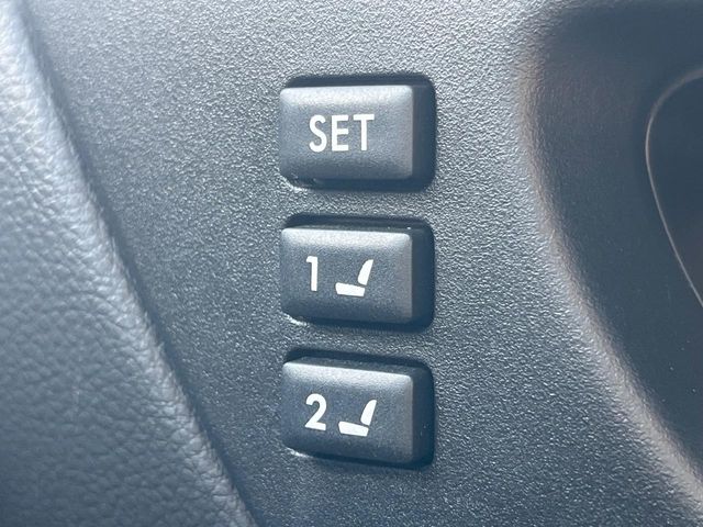 Subaru Legacy Outback 9