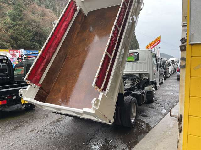 Isuzu Elf 11