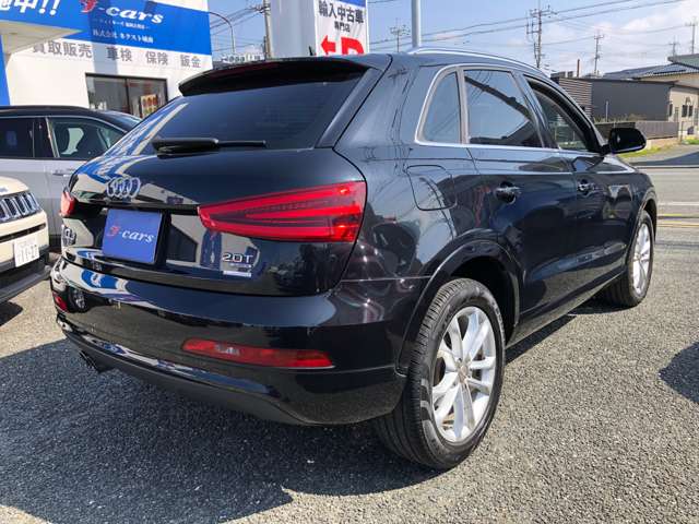Audi Q3 8