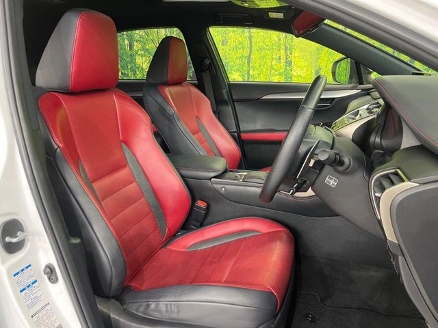 Lexus NX 8