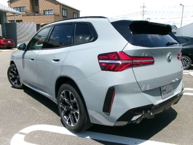 BMW X3 7