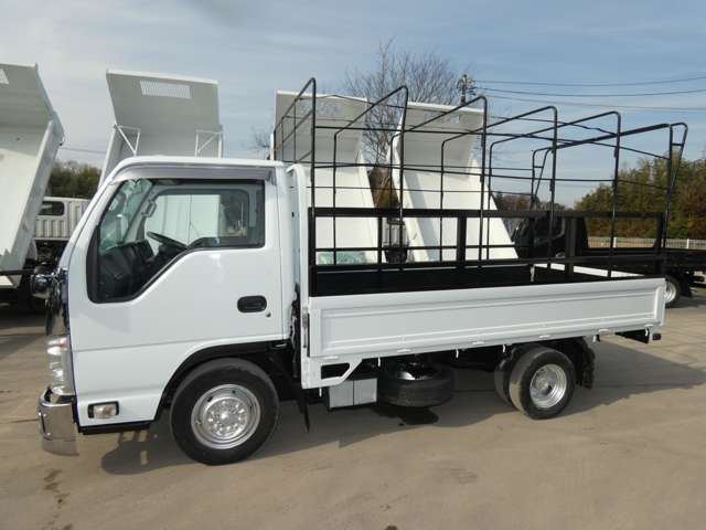 Isuzu Elf 6