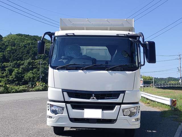 Mitsubishi Fuso Super Great 2