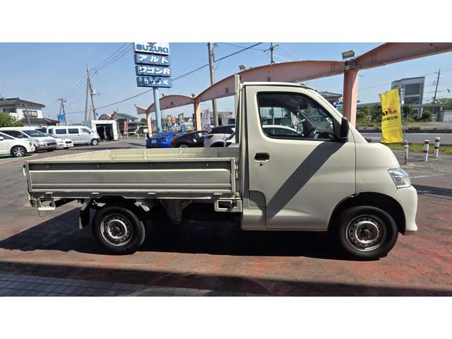 Mazda Bongo Truck 6