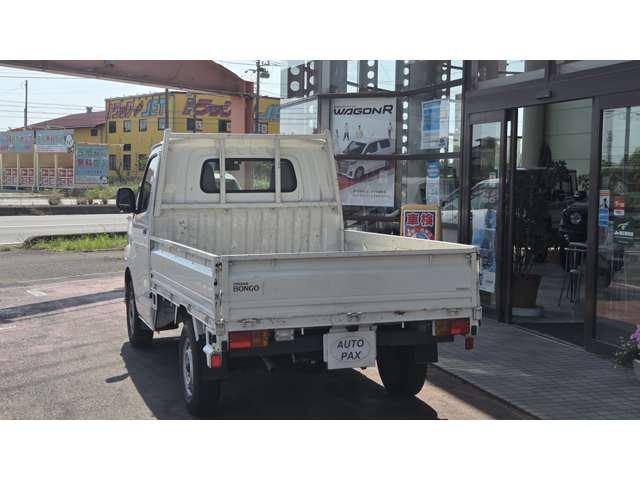 Mazda Bongo Truck 9
