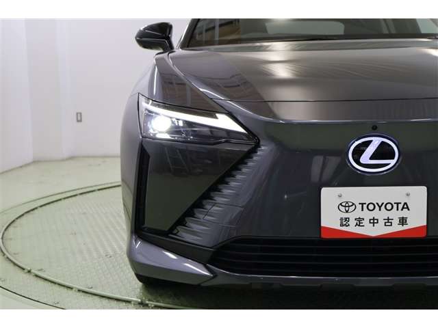 Lexus RZ 9