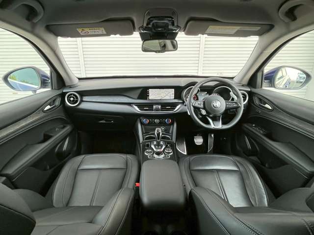Alfa Romeo Stelvio 2