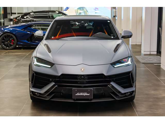 Lamborghini ウルス 7