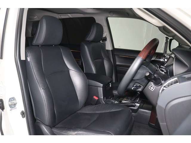 Toyota Land Cruiser Prado 9