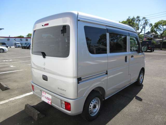 Suzuki Every 9