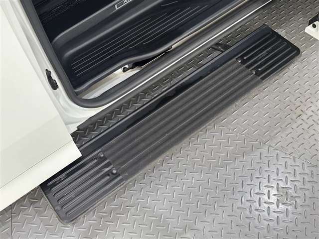 Toyota Alphard 5