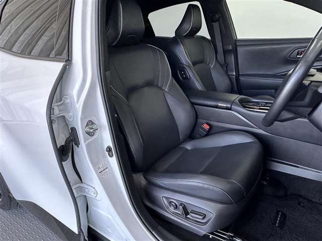 Toyota Crown Sport 7