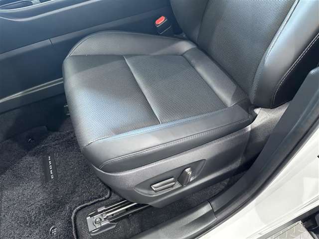Toyota Crown Sport 9