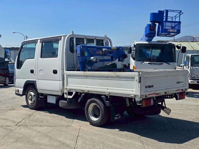 Isuzu Elf 8