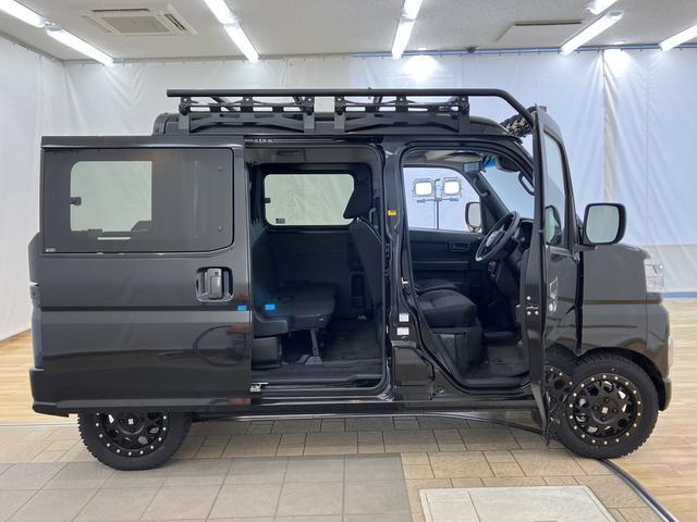 Daihatsu Hijet Deck Van 12