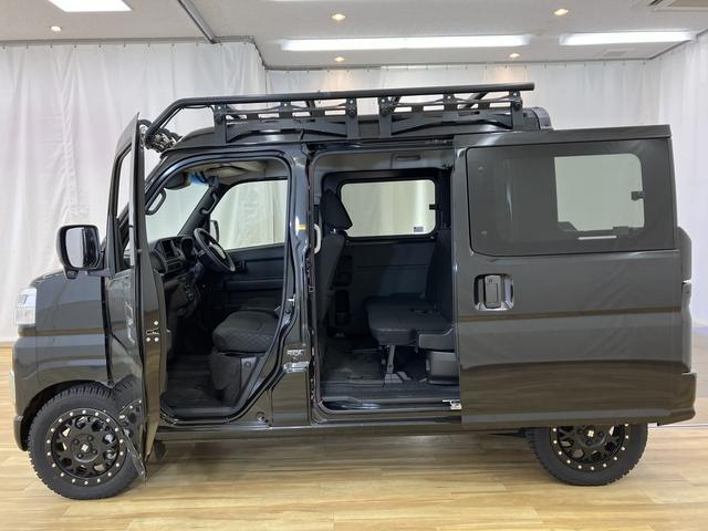 Daihatsu Hijet Deck Van 10