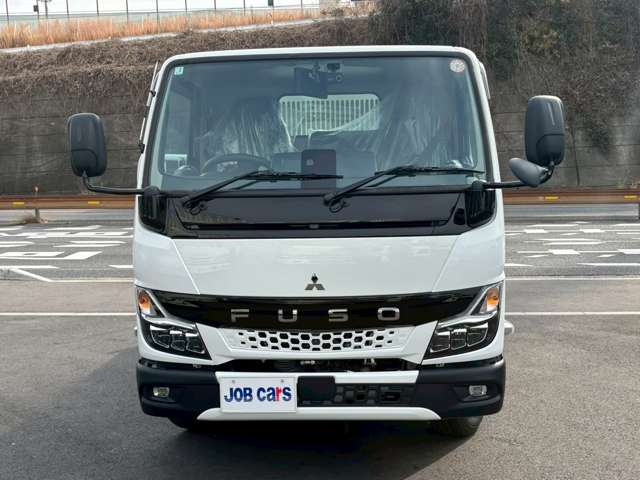 Mitsubishi Fuso Canter 2