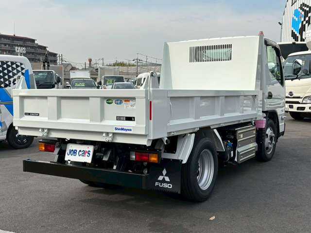Mitsubishi Fuso Canter 6