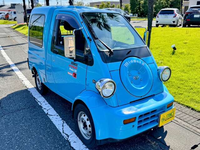 Daihatsu Midget II 4