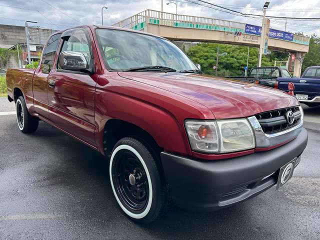 Toyota Hilux 3