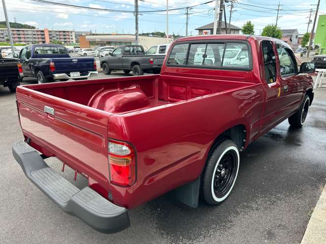 Toyota Hilux 5