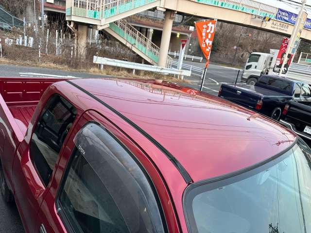 Toyota Hilux 9