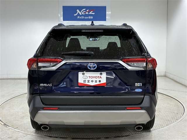 Toyota RAV4 6